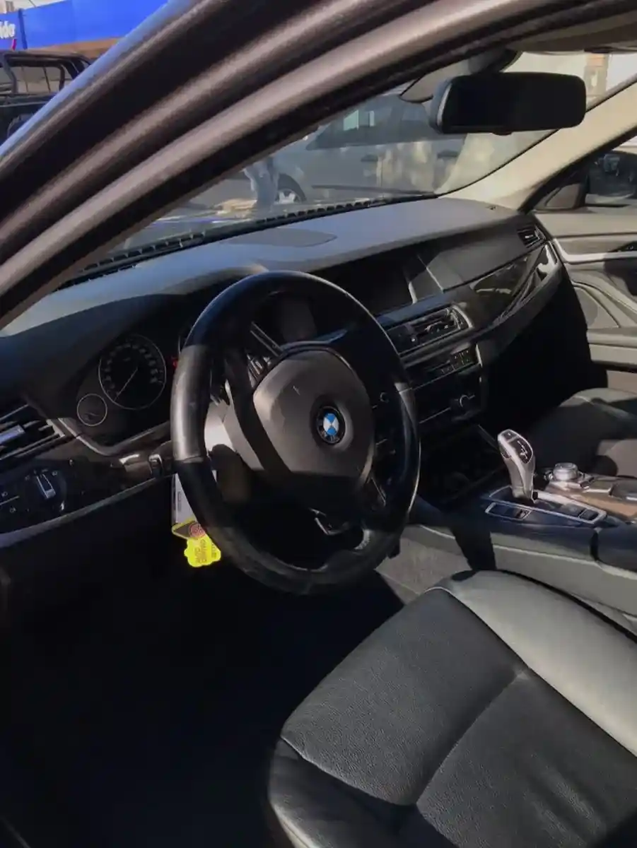 Bmw Serie 5 3.0 535Ia Executive 306Cv 2011 - foto 4