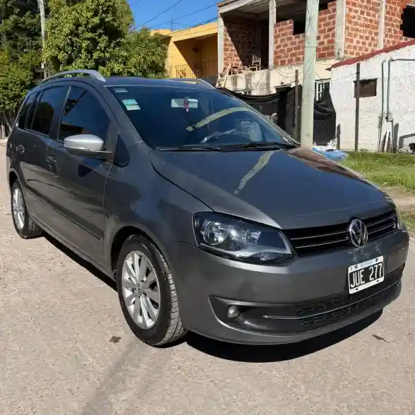 Volkswagen Suran 1.6 Comfortline 101Cv 11A 2012 - foto 4