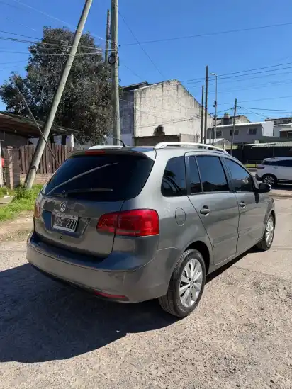 Volkswagen Suran 1.6 Comfortline 101Cv 11A 2012 - foto 5