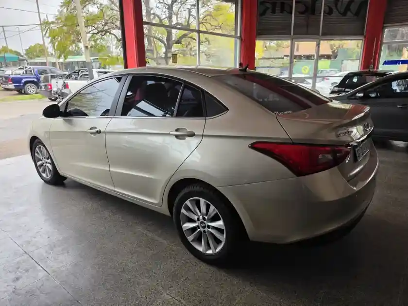 Chery Arrizo 5 1.5 Luxury At 2022 - foto 3
