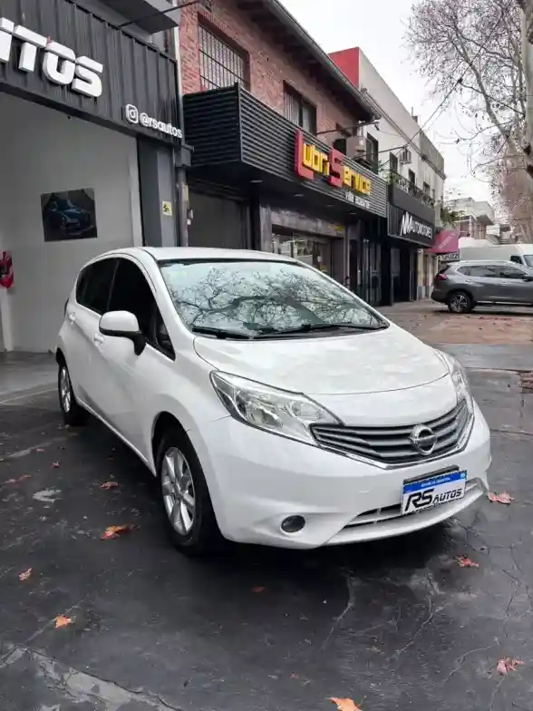 Nissan Note 1.6 Advance 107Cv 2015 - foto 3