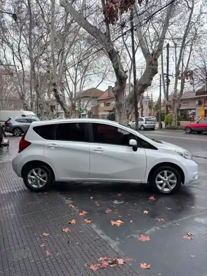 Nissan Note 1.6 Advance 107Cv 2015 - foto 4