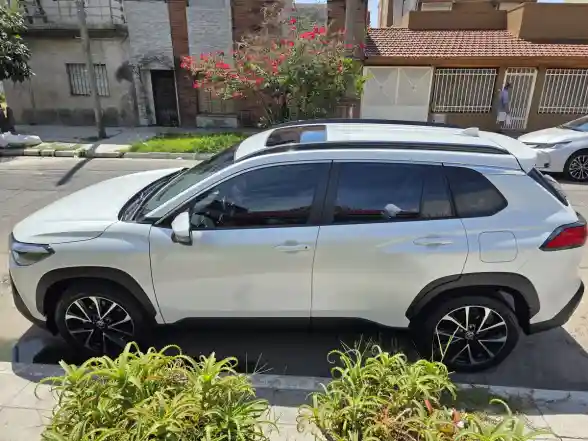 Toyota Corolla Cross 2022 - foto 1