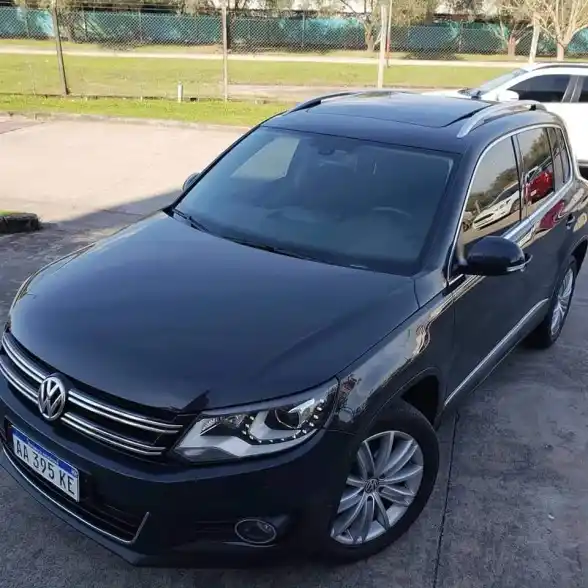 Volkswagen Tiguan 2016 - foto 1