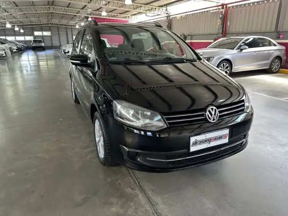Volkswagen Suran 1.6 Trendline 11B 2014 - foto 3