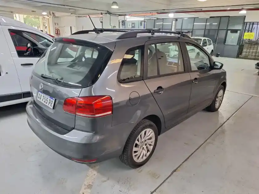 Volkswagen Suran Comfortline 1.6 2016 - foto 3