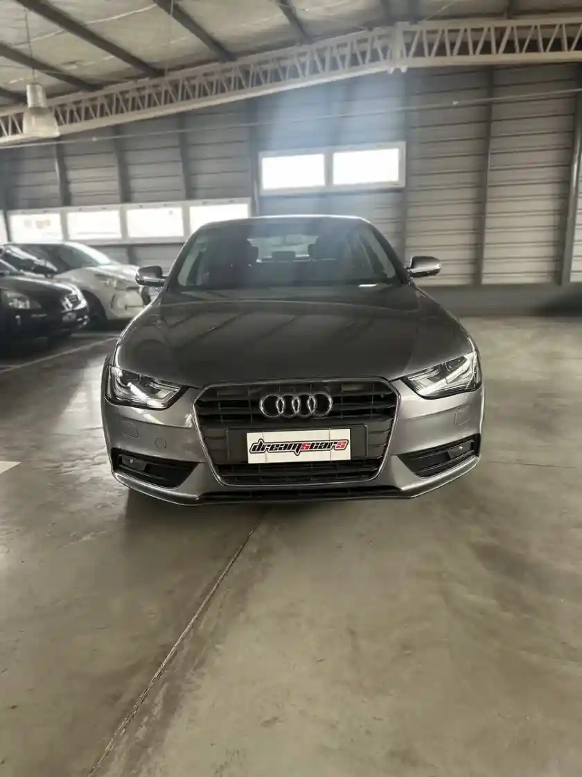 Audi A4 1.8 Attraction Tfsi 170Cv 2016 - foto 2