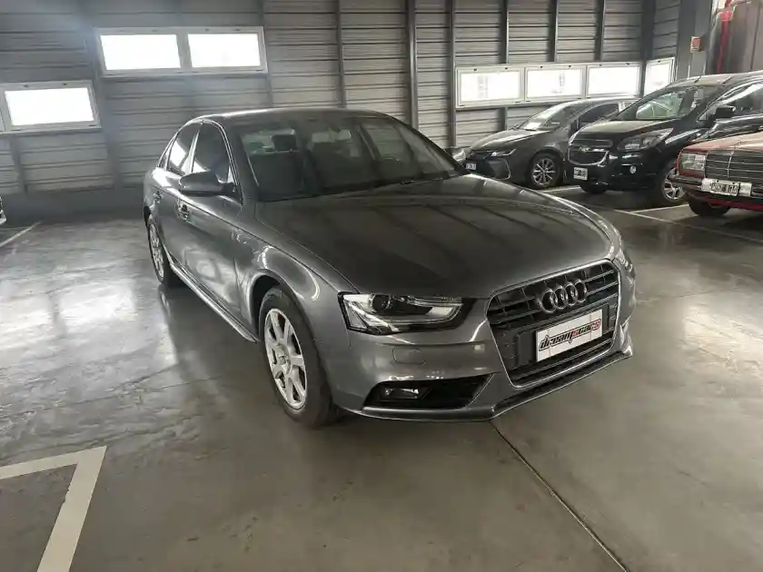 Audi A4 1.8 Attraction Tfsi 170Cv 2016 - foto 3