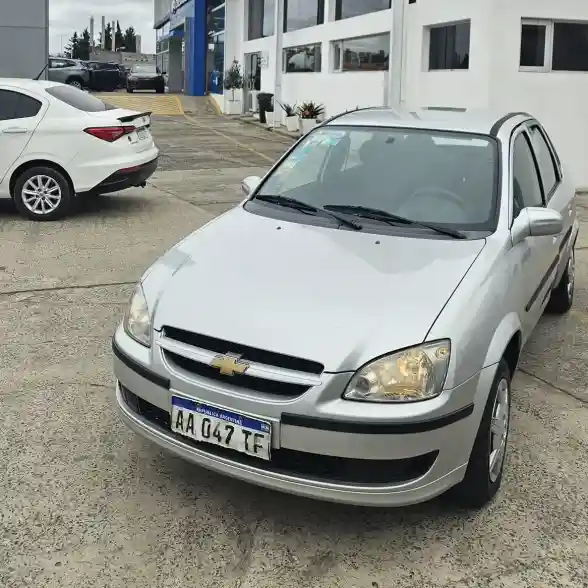 Chevrolet Classic 2016 - foto 1