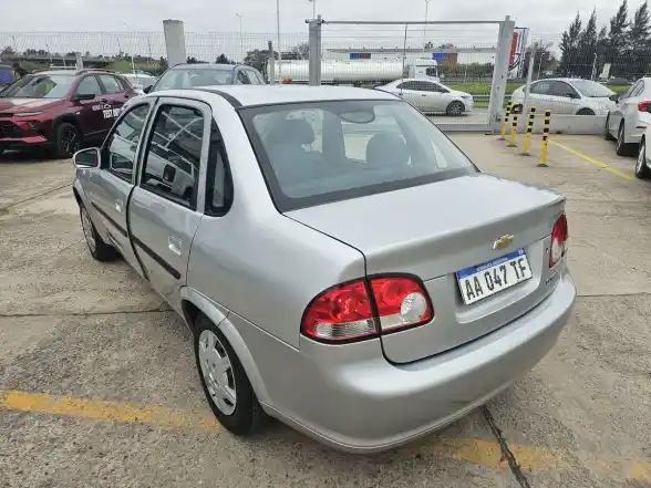 Chevrolet Classic 1.4 Ls Abs Airbag 2016 - foto 4