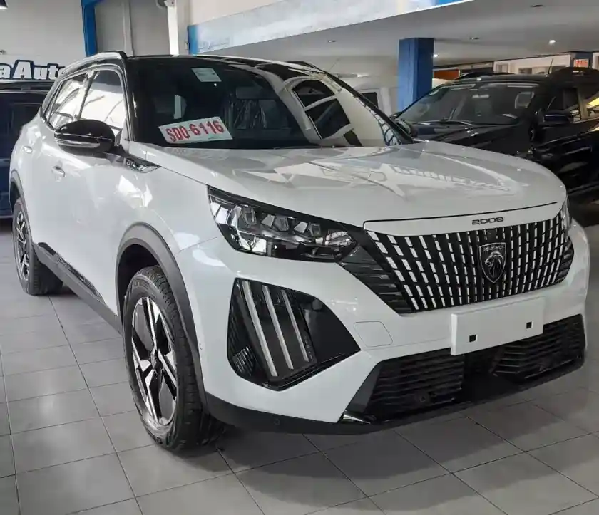 Peugeot 2008 2025 - foto 1