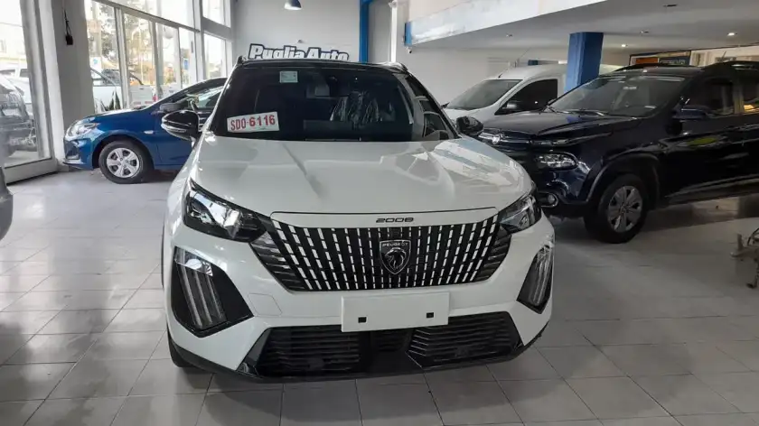 Peugeot 2008 1.0T Gt 2025 - foto 3