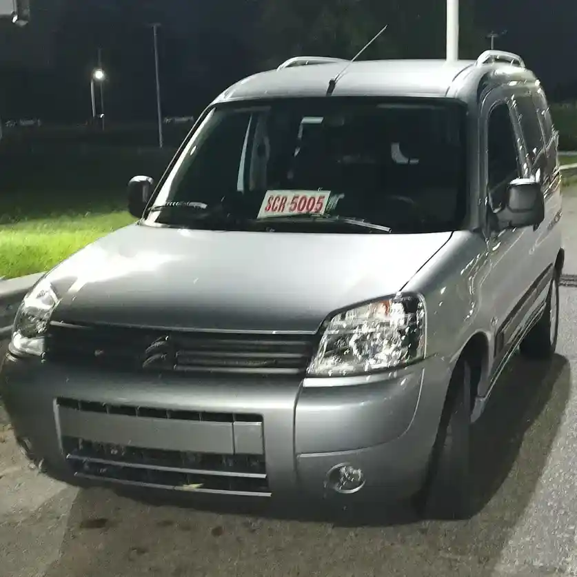 Citroën Berlingo Multispace 1.6 Xtr Hdi 92Cv Am22.5 2025 - foto 1