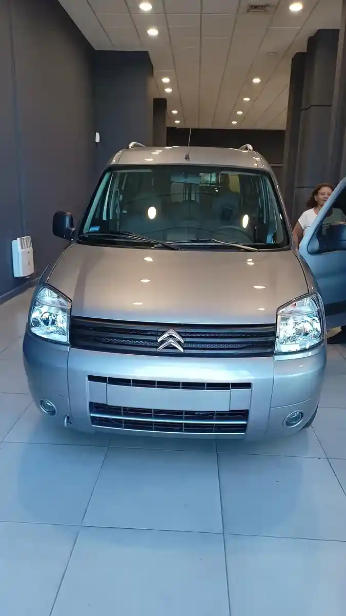 Citroën Berlingo Multispace 1.6 Xtr Hdi 92Cv Am22.5 2025 - foto 4