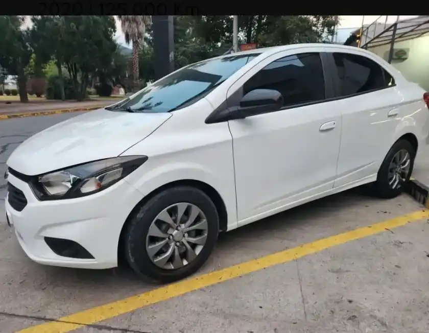 Chevrolet Onix plus 2021 - foto 1
