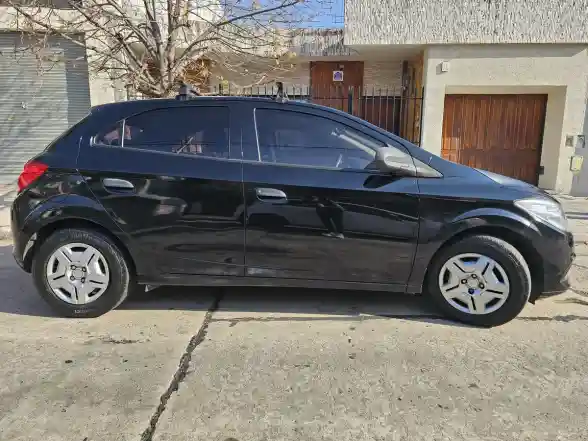 Chevrolet Onix 1.4 Joy Ls 98Cv 2018 - foto 4