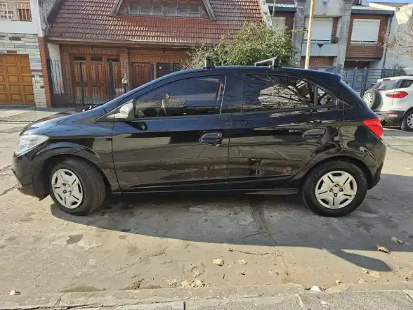 Chevrolet Onix 1.4 Joy Ls 98Cv 2018 - foto 5