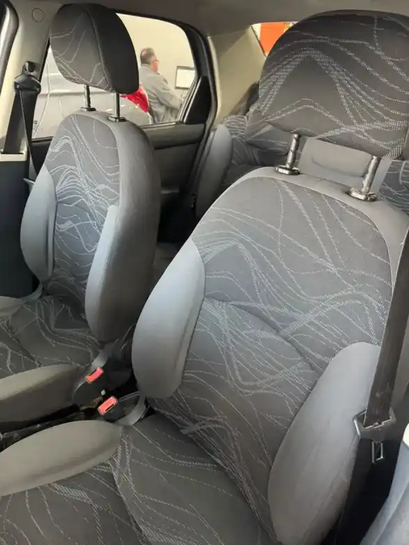 Fiat Siena 1.4 El Pack Seguridad 2014 - foto 4