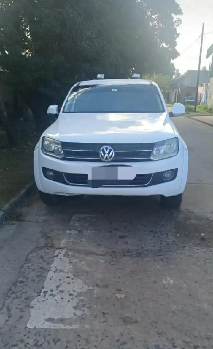 Volkswagen Amarok 2.0 Cd Tdi 180Cv 4X4 Trendline At 2014 - foto 1