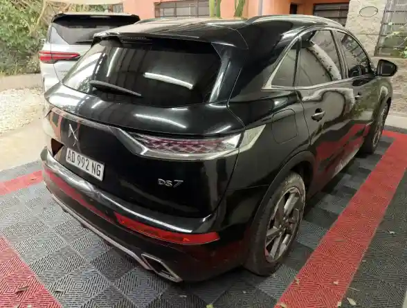 D.s. Ds7 Crossback 2.0 Hdi 180 At So Chic 2019 - foto 3