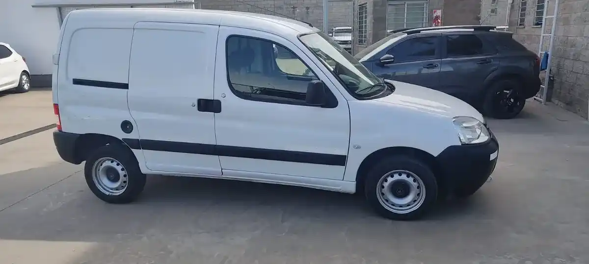 Citroën Berlingo Furgon 1.6 Bussines Hdi 92Cv 2023 - foto 3