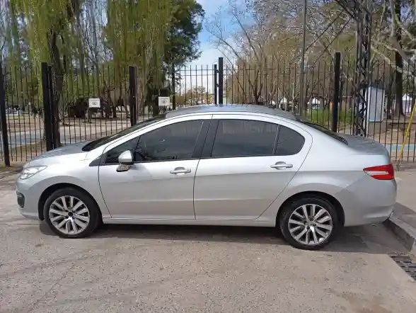 Peugeot 408 1.6 Allure Pack 115Cv 2018 - foto 3