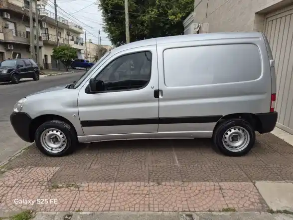 Peugeot Partner 1.4 Furgon Confort 2017 - foto 5
