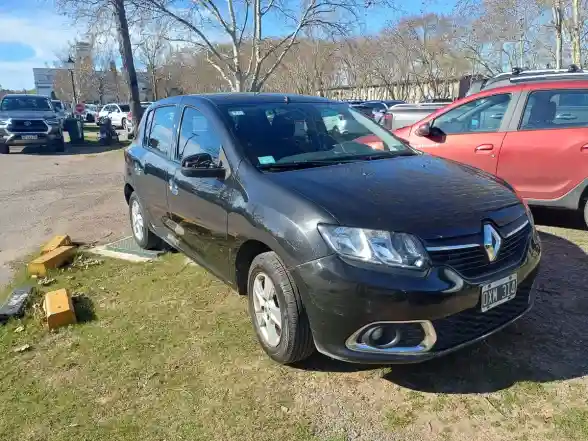 Renault Sandero 1.6 Privilege 105Cv 2015 - foto 1