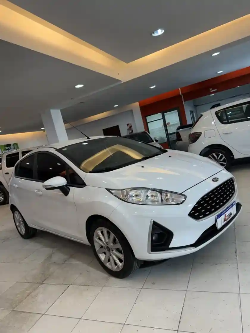 Ford Fiesta Kinetic 1.6 Se Plus 120Cv 2019 - foto 3