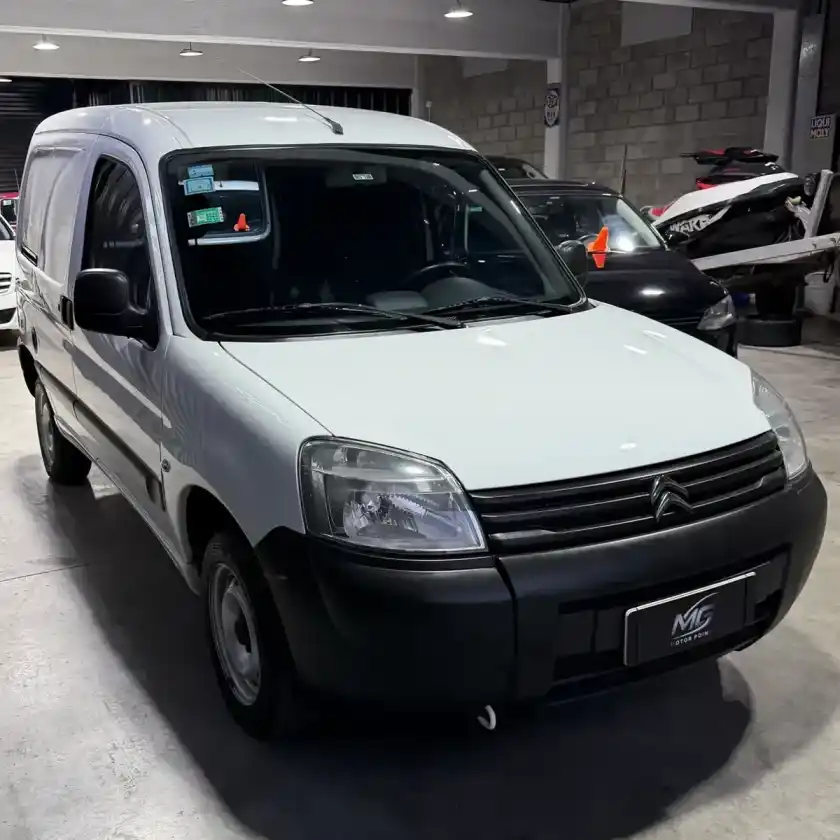 Citroën Berlingo Furgon 1.6 Bussines Hdi 92Cv 2023 - foto 3