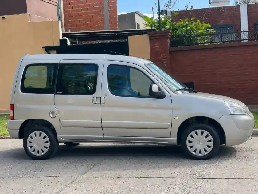Citroën Berlingo Multispace 1.6 Sx Hdi 92Cv Am54 2014 - foto 2