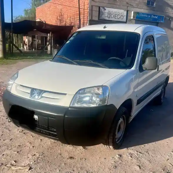 Peugeot Partner 1.4 Furgon Confort 2015 - foto 1
