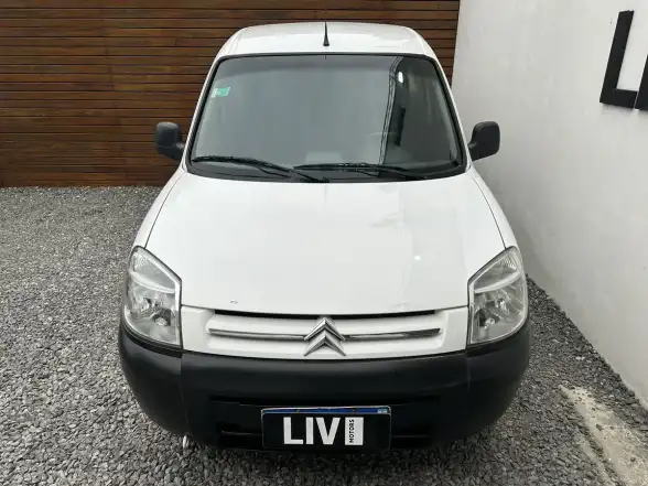 Citroën Berlingo Furgon 1.6 Vti 115 Business Mixto 2021 - foto 4
