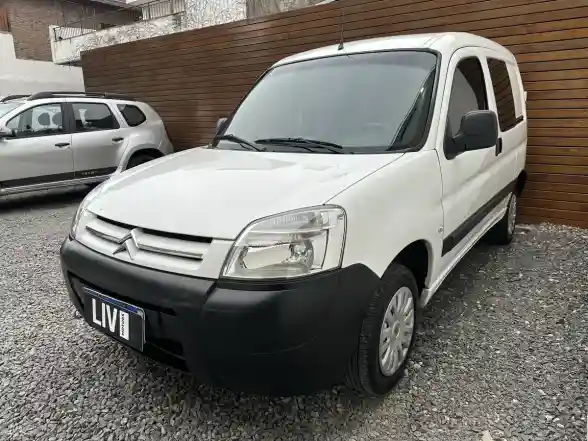 Citroën Berlingo Furgon 1.6 Vti 115 Business Mixto 2021 - foto 5