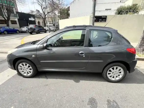 Peugeot 207 Compact 1.6 Xt 2010 - foto 3