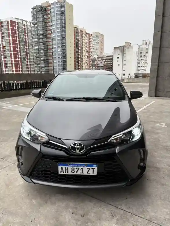 Toyota Yaris 1.5 107Cv Xls Pack Cvt 2025 - foto 4