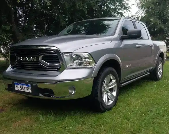 Ram 1500 5.7 Laramie Atx V8 2020 - foto 1