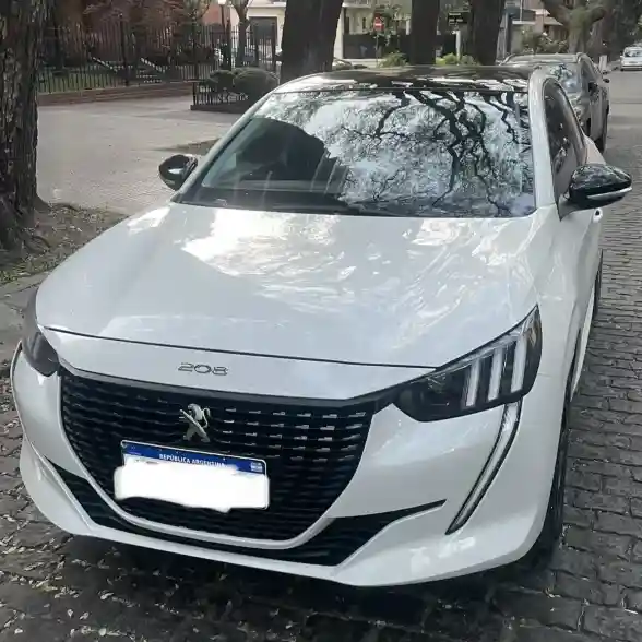 Peugeot 208 1.6 Style Tiptronic 2022 - foto 1