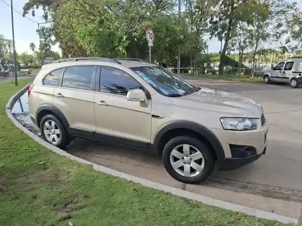 Chevrolet Captiva 2.4 Ls Mt Fwd 167Cv 2013 - foto 5