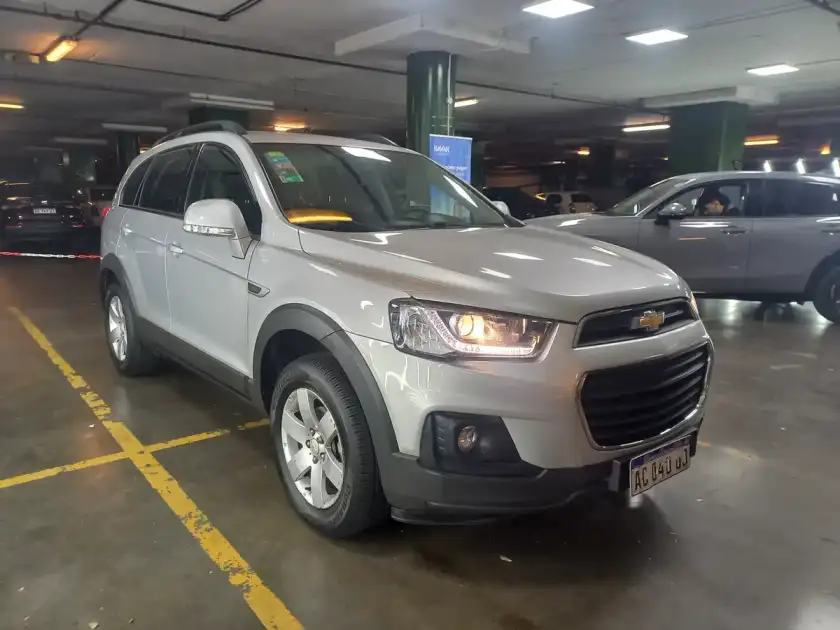Chevrolet Captiva 2.4 Ls 2017 - foto 3