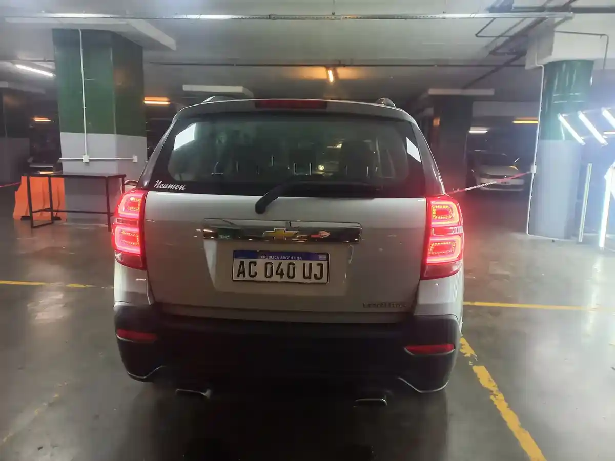Chevrolet Captiva 2.4 Ls 2017 - foto 4
