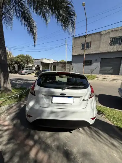 Ford Fiesta Kinetic 1.6 Se 120Cv 2016 - foto 3