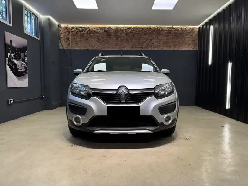 Renault Sandero Stepway 1.6 Expression 105Cv 2017 - foto 3