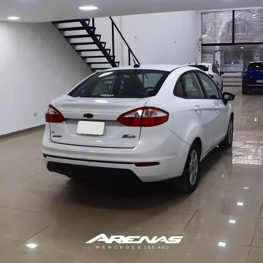 Ford Fiesta 1.6 S Plus 2014 - foto 5