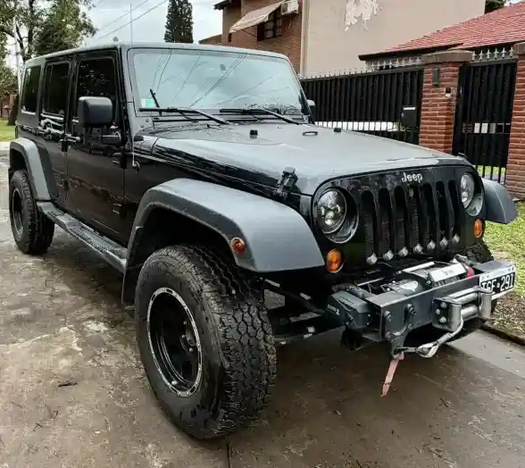 Jeep Wrangler 2010 - foto 1
