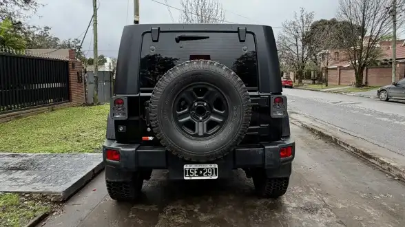 Jeep Wrangler 3.8 Sport Mtx 2010 - foto 3
