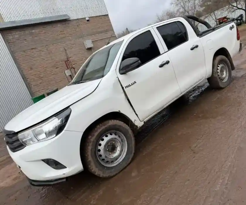 Toyota Hilux 2019 - foto 1
