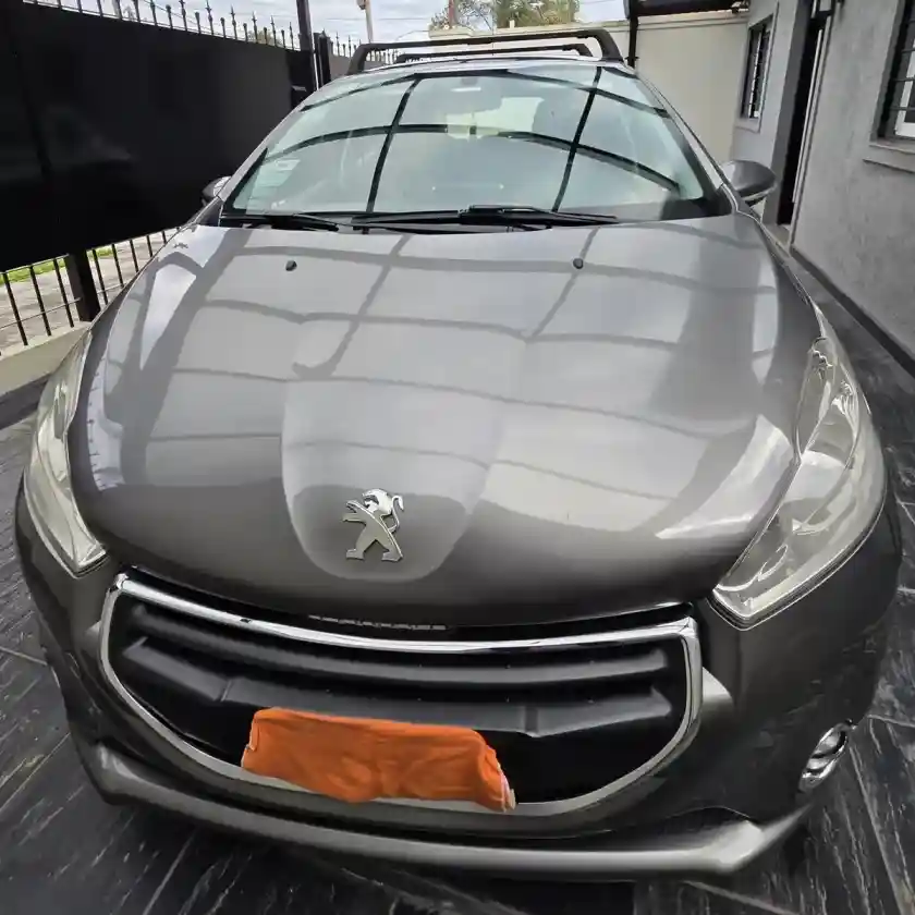 Peugeot 208 1.5 Allure Touchscreen 2015 - foto 3