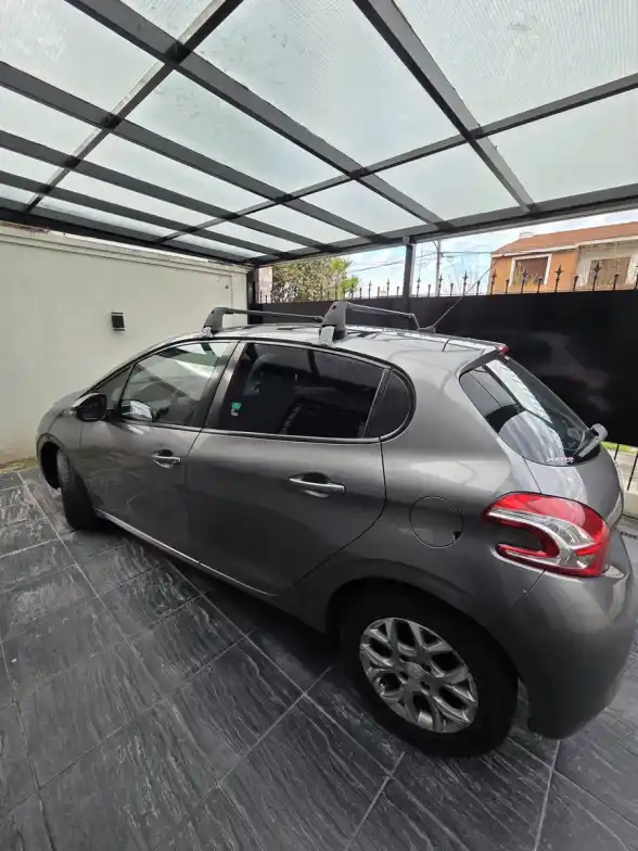 Peugeot 208 1.5 Allure Touchscreen 2015 - foto 5