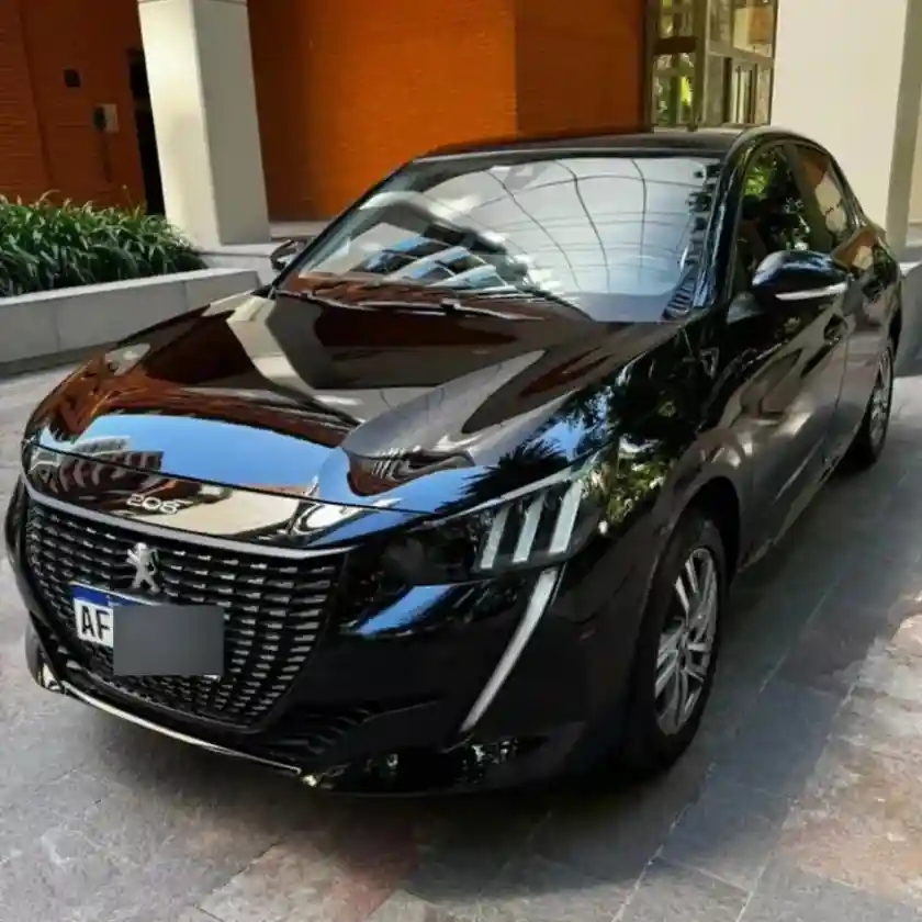 Peugeot 208 1.6 Feline Tiptronic 2023 - foto 1